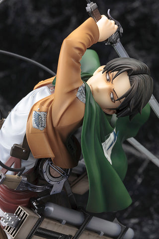 [Kotobukiya] Attack On Titan: Levi Ackerman ARTFX J 1/8 Renewal Package Ver. (Reissue)