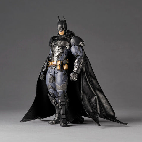 [Kaiyodo] Amazing Yamaguchi/ Revoltech: Batman Arkham Knight - Batman - Arkham Knight Ver. (Limited + Bonus)