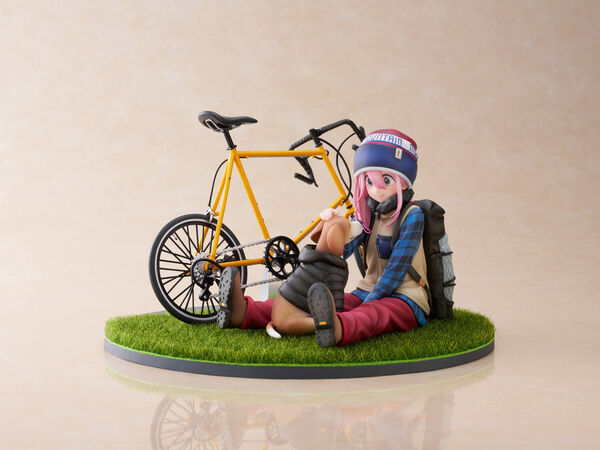 [FuRyu] F:NEX - Yuru Camp: Season 3 - Nadeshiko Kagamihara 1/7 Figure