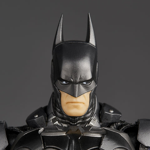 [Kaiyodo] Amazing Yamaguchi/ Revoltech: Batman Arkham Knight - Batman - Arkham Knight Ver. (Limited + Bonus)