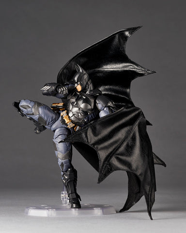 [Kaiyodo] Amazing Yamaguchi/ Revoltech: Batman Arkham Knight - Batman - Arkham Knight Ver. (Limited + Bonus)