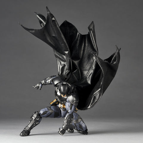 [Kaiyodo] Amazing Yamaguchi/ Revoltech: Batman Arkham Knight - Batman - Arkham Knight Ver. (Limited + Bonus)