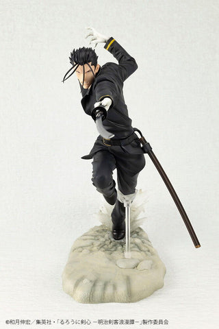 [Kotobukiya] ARTFX J: Rurouni Kenshin - Saitou Hajime 1/8 (Limited + Bonus)