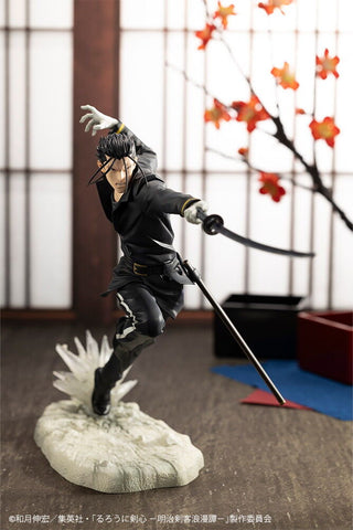 [Kotobukiya] ARTFX J: Rurouni Kenshin - Saitou Hajime 1/8 (Limited + Bonus)