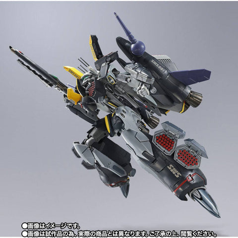 [Bandai Spirits] DX Chogokin: Macross Frontier - VF-25S Armored Messiah Valkyrie (Ozma Lee / Revival Ver.) (Limited Edition)