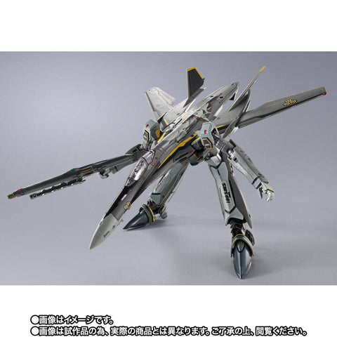 [Bandai Spirits] DX Chogokin: Macross Frontier - VF-25S Armored Messiah Valkyrie (Ozma Lee / Revival Ver.) (Limited Edition)