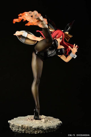 [Orca Toys] FAIRY TAIL: Erza Scarlet 1/6 - High Kick ver., Black Bunny