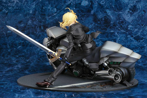 [Good Smile Company] Fate/Zero: Altria Pendragon - Saber & Motored Cuirassier 1/8