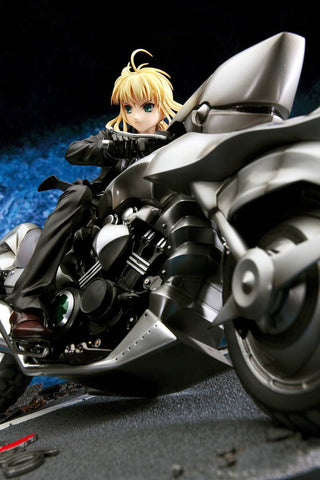 [Good Smile Company] Fate/Zero: Altria Pendragon - Saber & Motored Cuirassier 1/8