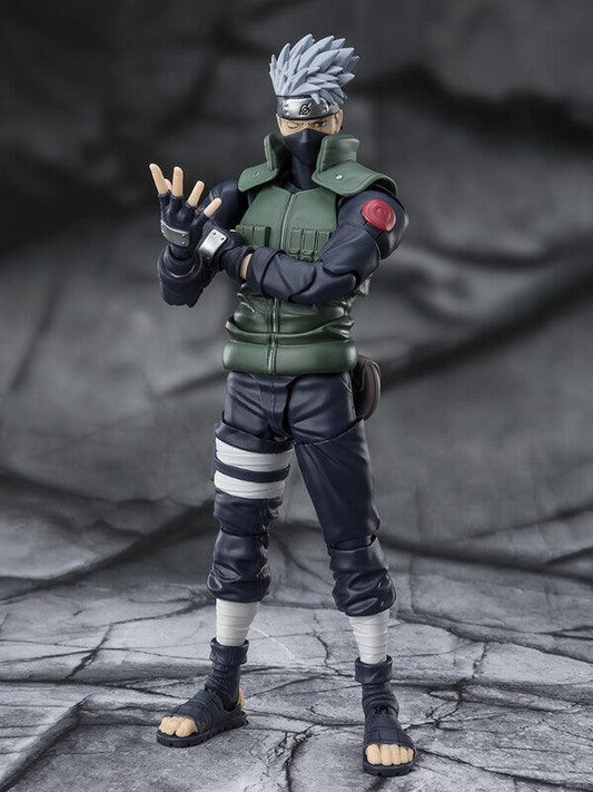 S.H.FIGUARTS: Naruto Shippuuden - Hatake Kakashi (The Famed Sharingan Hero ver.) [Bandai Spirits] - TinyTokyoToys