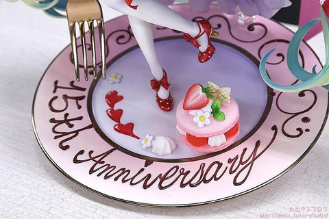 [Good Smile Company] Vocaloid: Hatsune Miku 1/7 - 15th Anniversary Ver