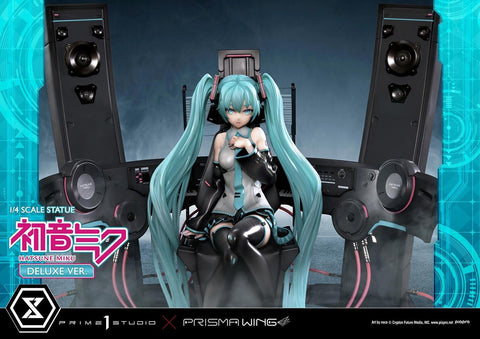 [Prime 1 Studio] Prisma Wing (PWPCL-07DX): Piapro Characters - Hatsune Miku 1/4 Statue (Deluxe Ver.)