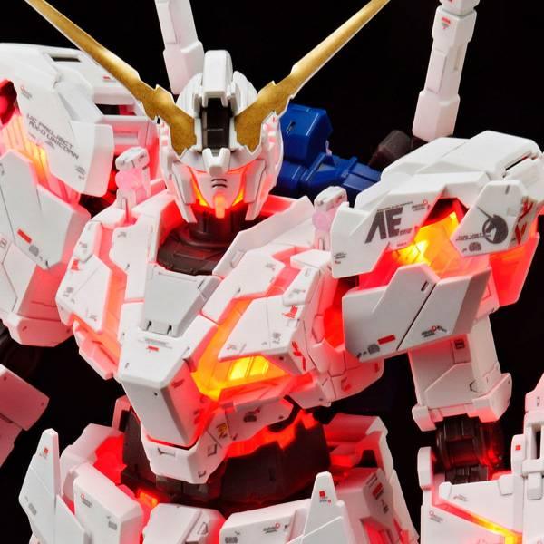 [1/144 RG / Bandai] Gundam Unicorn - RX-0 Unicorn Gundam Destroy Mode, ver.TWC Lighting Model Limited Edition Plastic Model