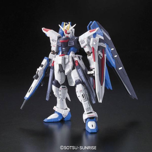 [1/144 RG / Bandai] Mobile Suit Gundam SEED - ZGMF-X10A Freedom Gundam Plastic Model - TinyTokyoToys