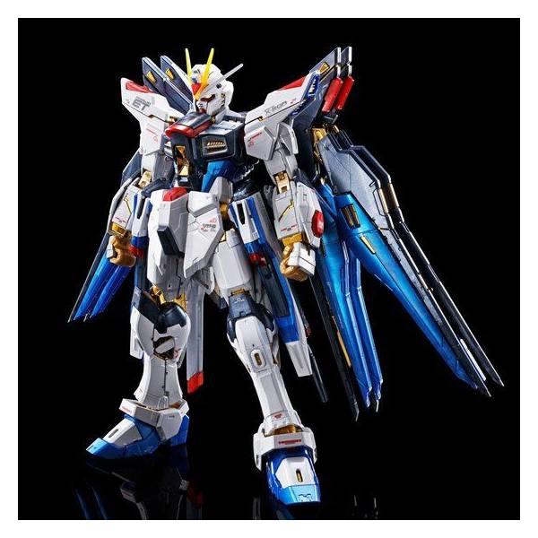 [RG 1/144 / Bandai] Strike Freedom Gundam Titanium Finish Plastic Model Limited Edition